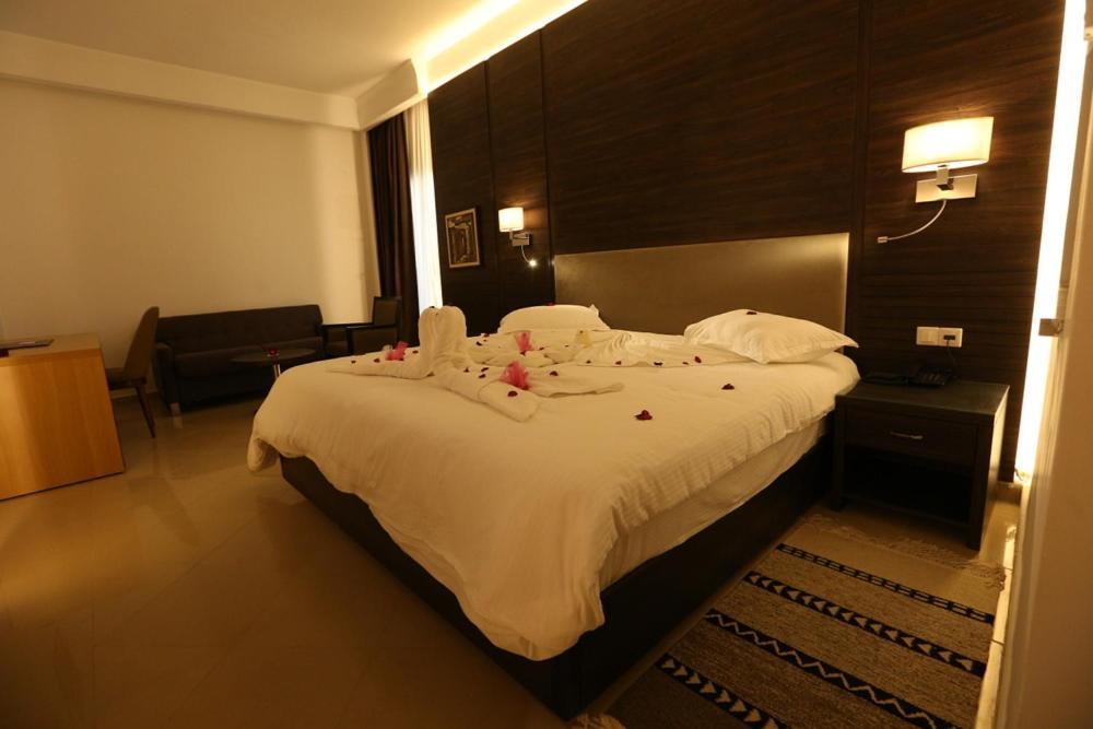 Hotel Ksar Dhiafa By Plaza Hotels & Resorts Sidi Bouzid Zewnętrze zdjęcie